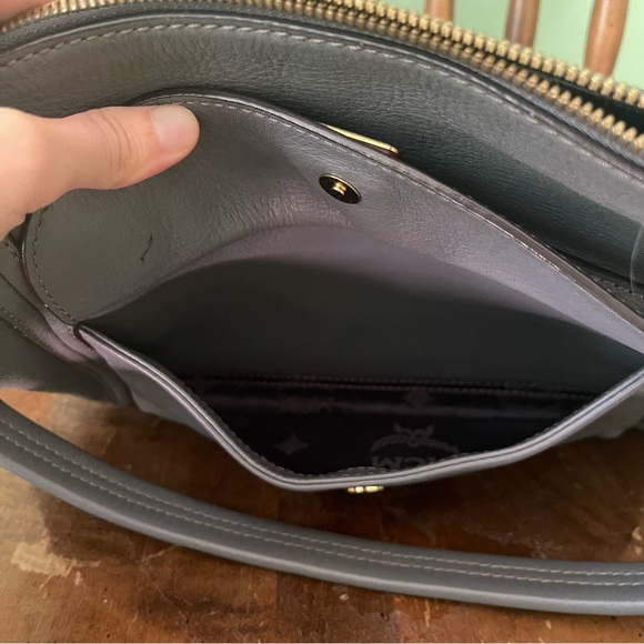 MCM Munchen K 1335 Gray Shoulder Bag Solid Leather Zip Flap - Picture 4 of 12